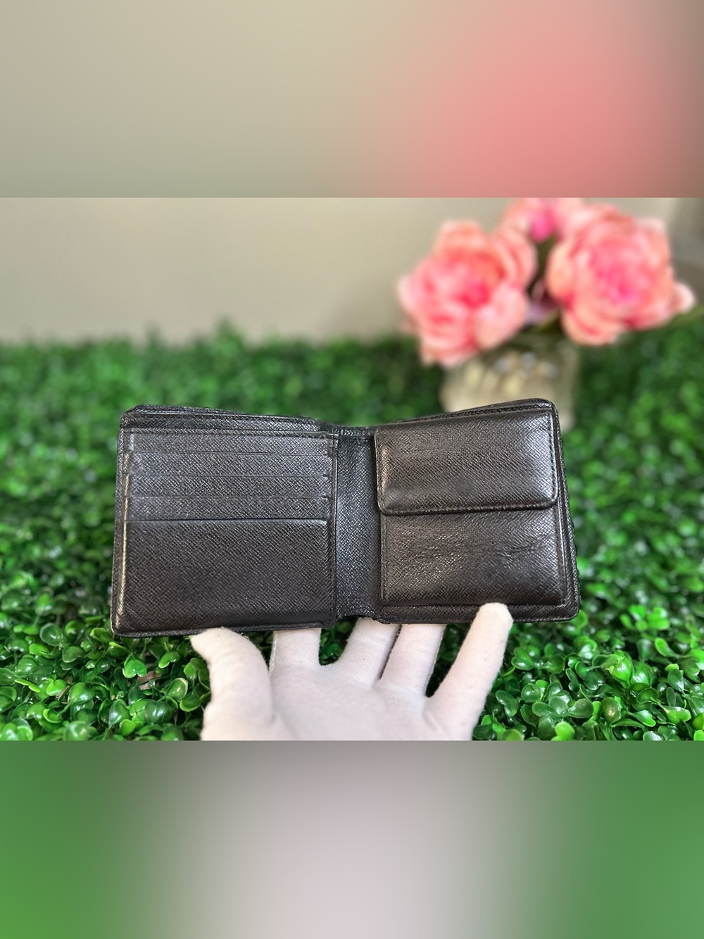 Louis Vuitton Damier Graphite Bifold Wallet - Picture 3 of 8